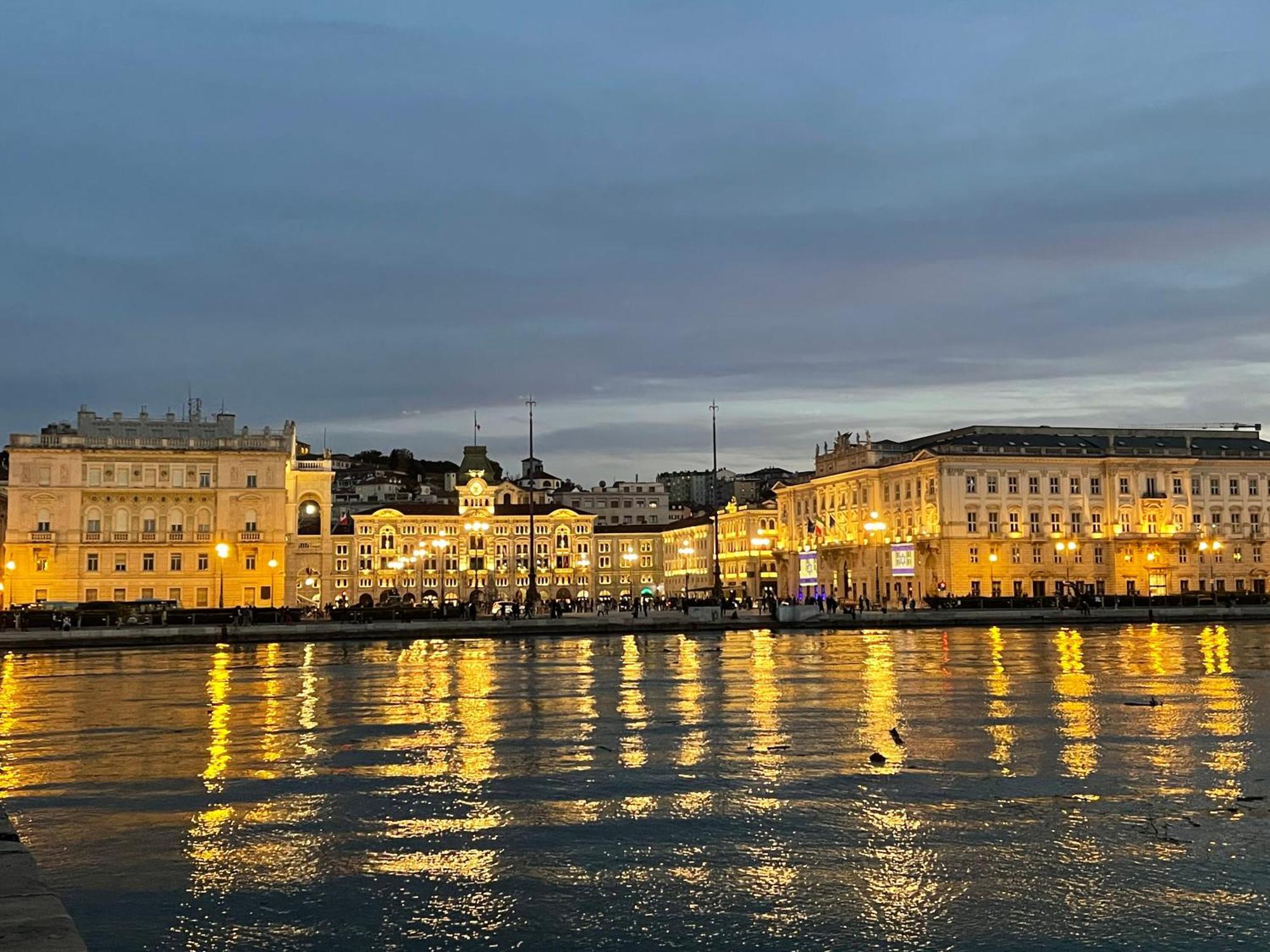 Le Vie Del Vento - Garibaldi Trieste Exterior foto